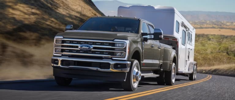 26 Frd Sd F350 Lariat Marshgray 01 V4 V1 1 768x330